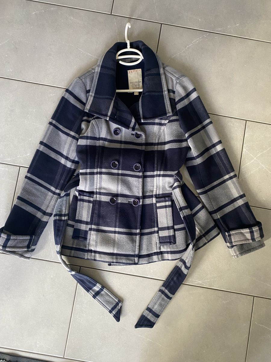 Esprit Giacche: Esprit Übergangsjacke, blau kariert, Gr. 38 – Usato da Hünenberg See venduto da lar_9zjk