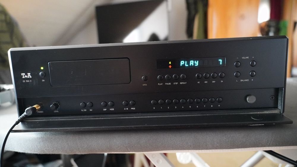 T+A CD-Player - PULSAR CD 1500 R RAR (Gebraucht) in Kollbrunn für CHF ...