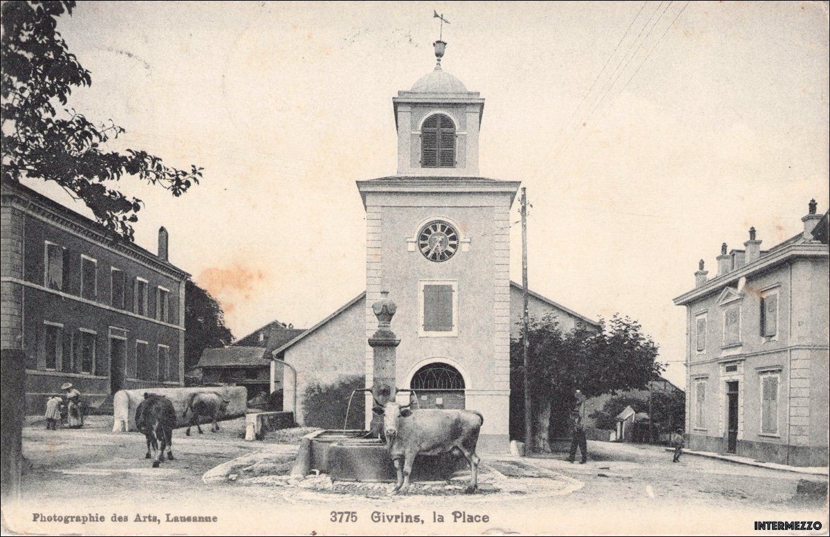 Cartoline postali: Givrins VD // La Place 1908 Menschen – Usato da Basel venduto da intermezzo12