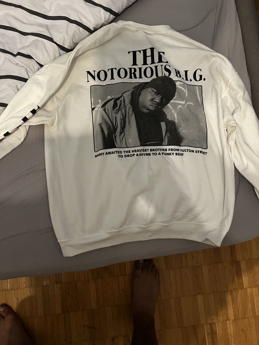 Pulls & Sweat-shirts: Pullover The Notorious B.I.G. weiss Grösse L – D'occasion à Rüti ZH par Mjohnny7