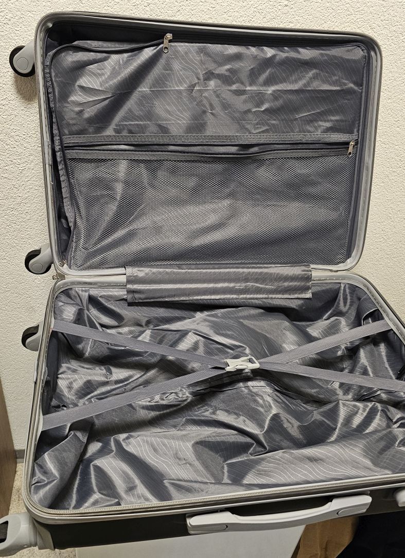 Valigie: Schwarzer Hartschalenkoffer Trolley Grösse M – Nuovo (secondo la descrizione) da Grenchen venduto da dar_6d52 2