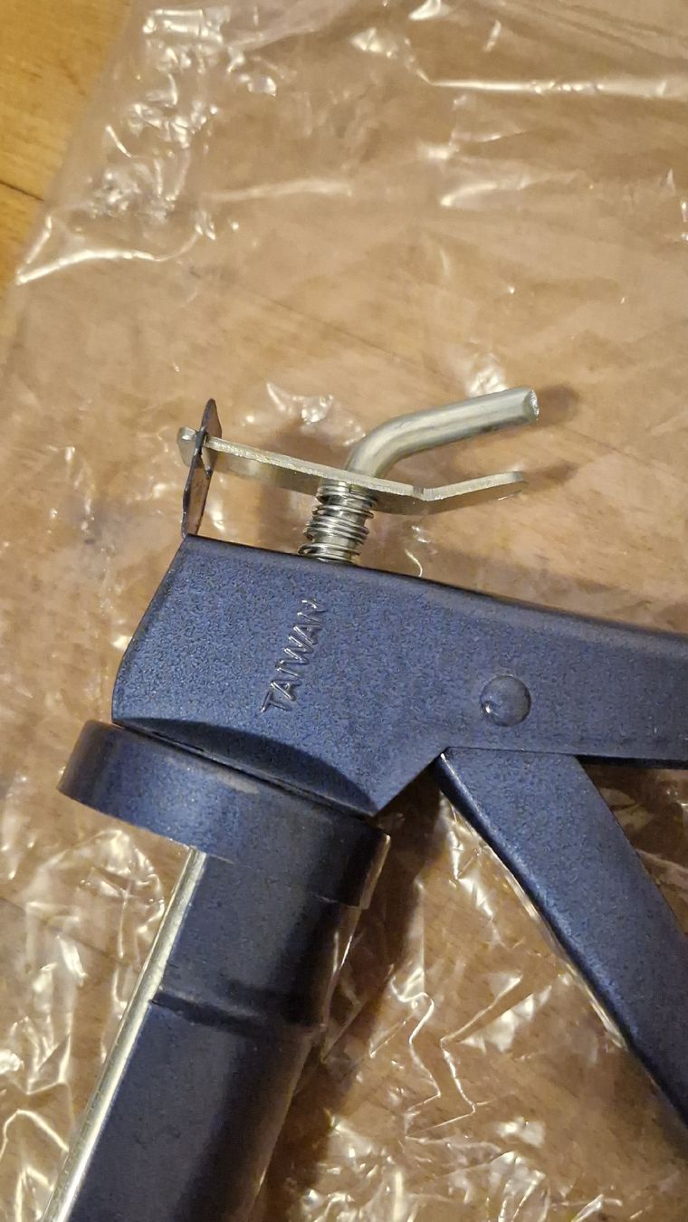 Tous les outils: Kartuschenpresse neu  – Neuf (Voir description) à Zürich par anna.caterina 1