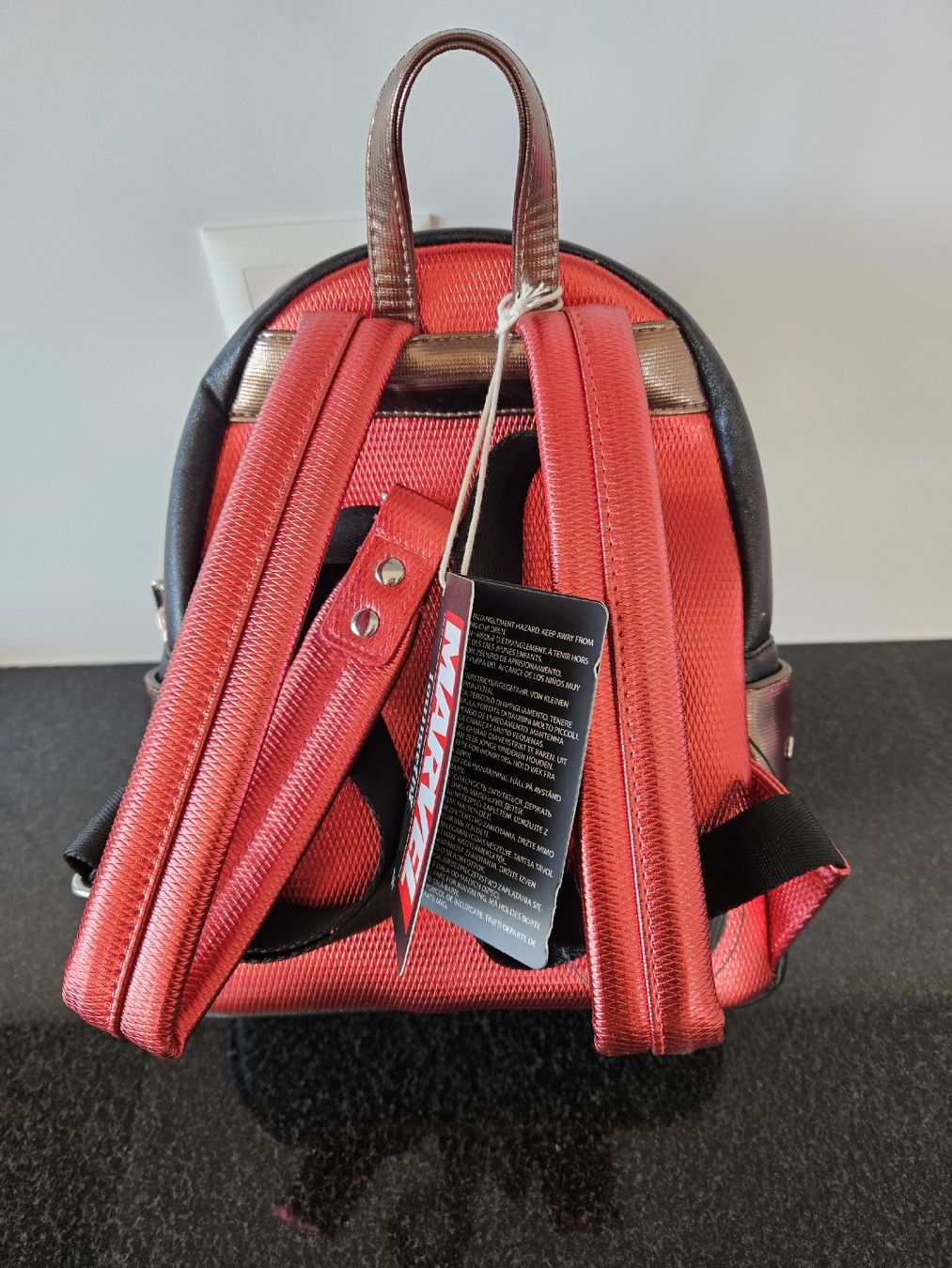 Loungefly Zaini: Loungefly Deadpool Marvel – neuf avec étiquette – Nuovo e nell'imballaggio originale da Morges venduto da Mlle_Croft_91 2