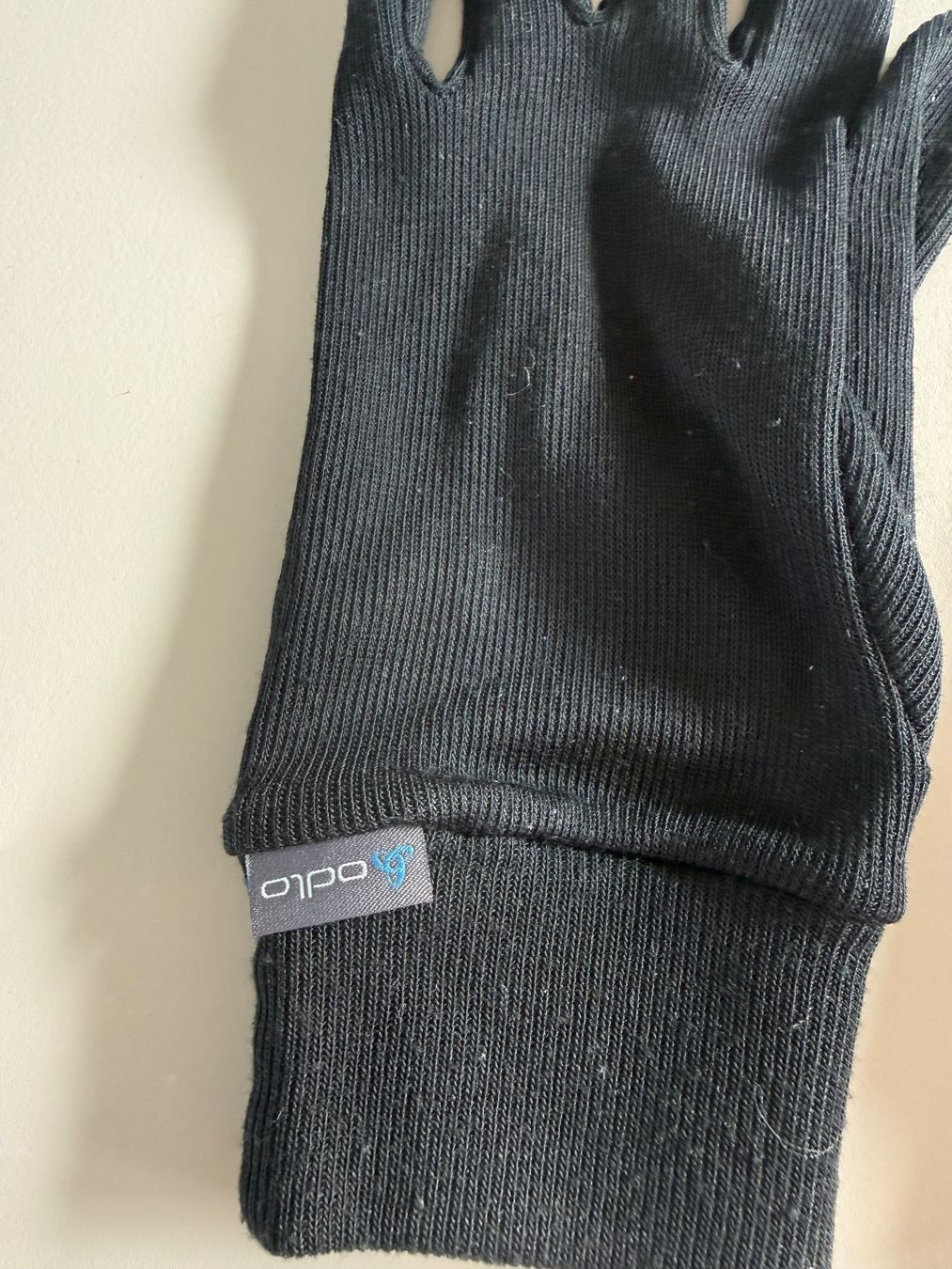 Odlo Handschuhe & Handstulpen: Odlo Handschuhe Gr.S Damen / schwarz – Gebraucht aus Zollikon von dorean 2