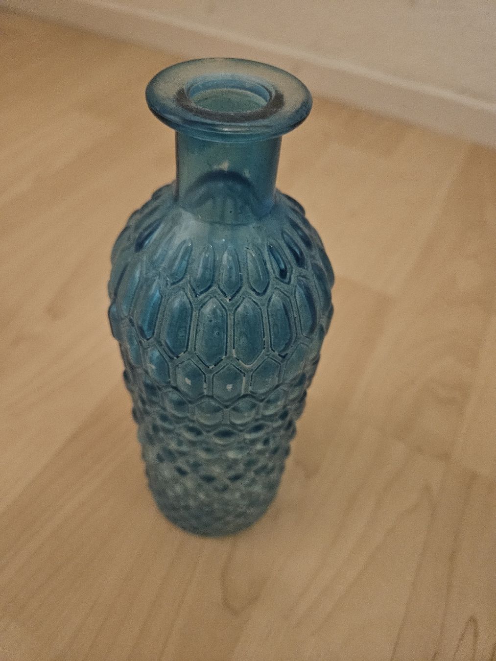 Bicchieri: Dekorative Vintage Glasvase, blau – Usato da Jonen venduto da Airspeed