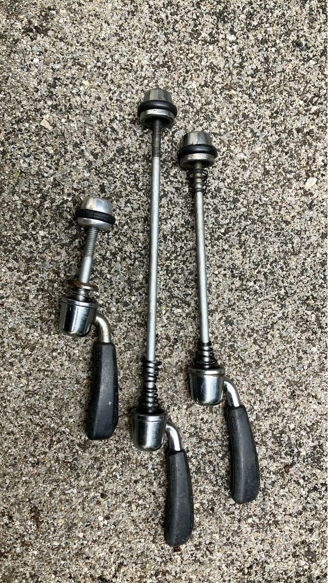Shimano Pezzi di ricambio: Vintage Schnellspanner gebraucht – Usato da Basel venduto da sunnyhero