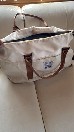 Beige Reisetasche 🧳 