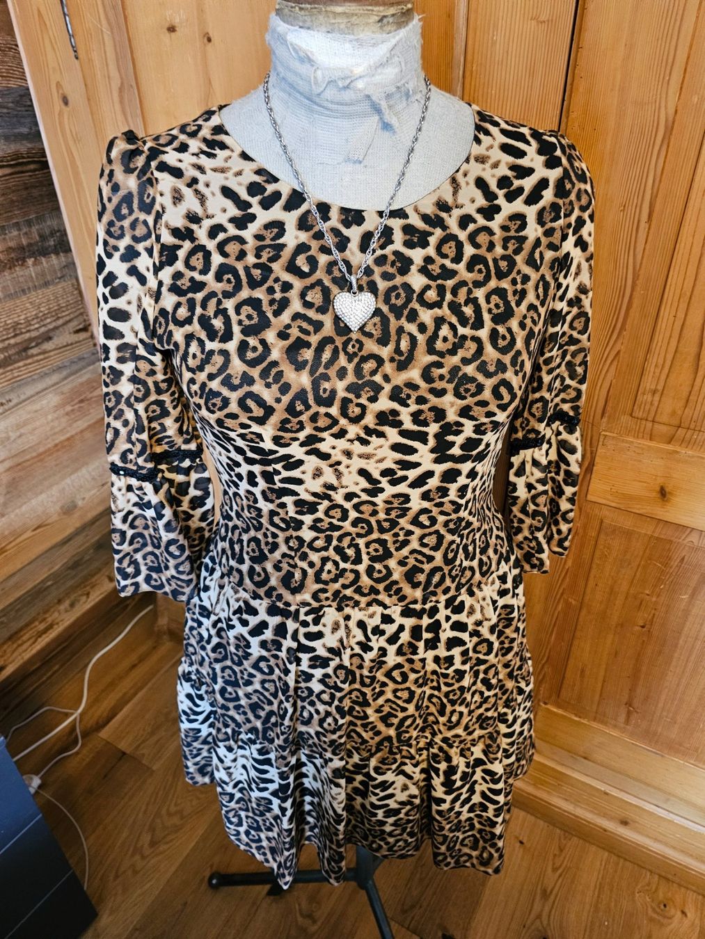 Vestiti: Wunderschönes LEO SWING Kleid 38 – Usato da bichelsee venduto da numa22 7