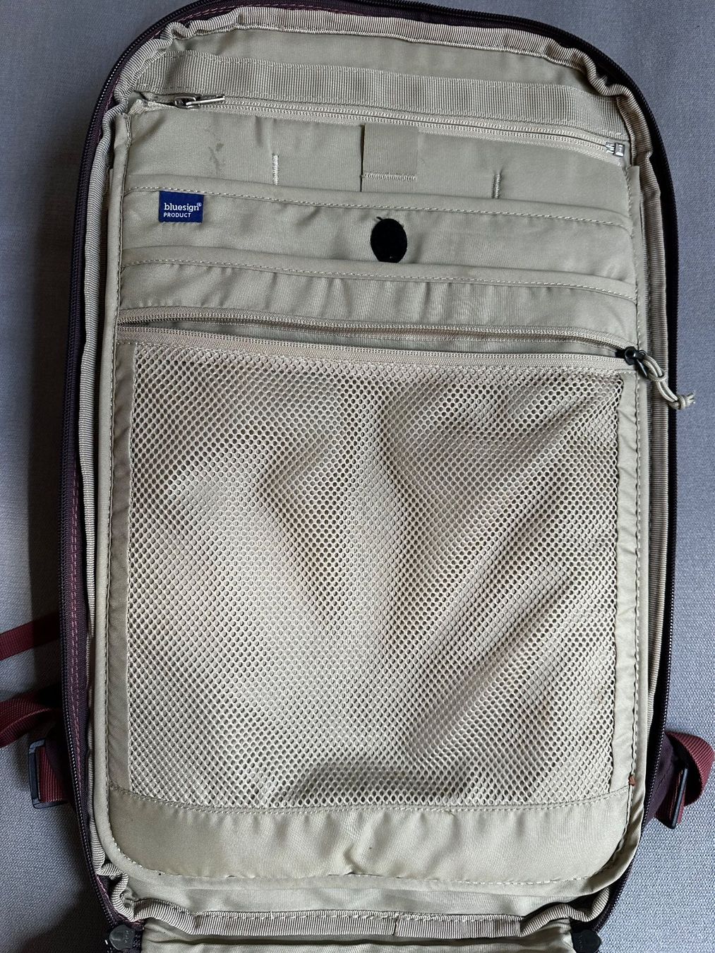 Deuter Zaini: Rucksack Deuter Utilion 34 + 5 in Raisin rot – Usato da Winterthur venduto da gumble_ch 9