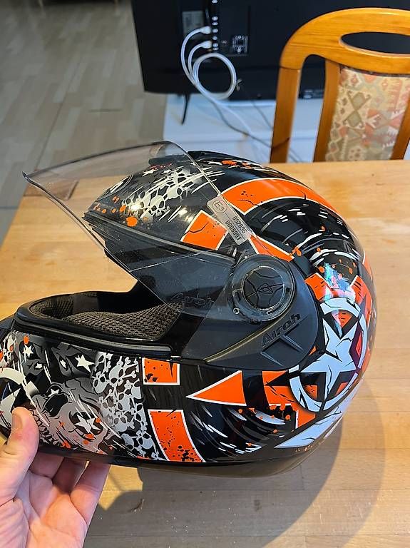 Caschi & visiere: Motorradhelm Airoh – Usato da Rickenbach ZH venduto da Wulf10 2
