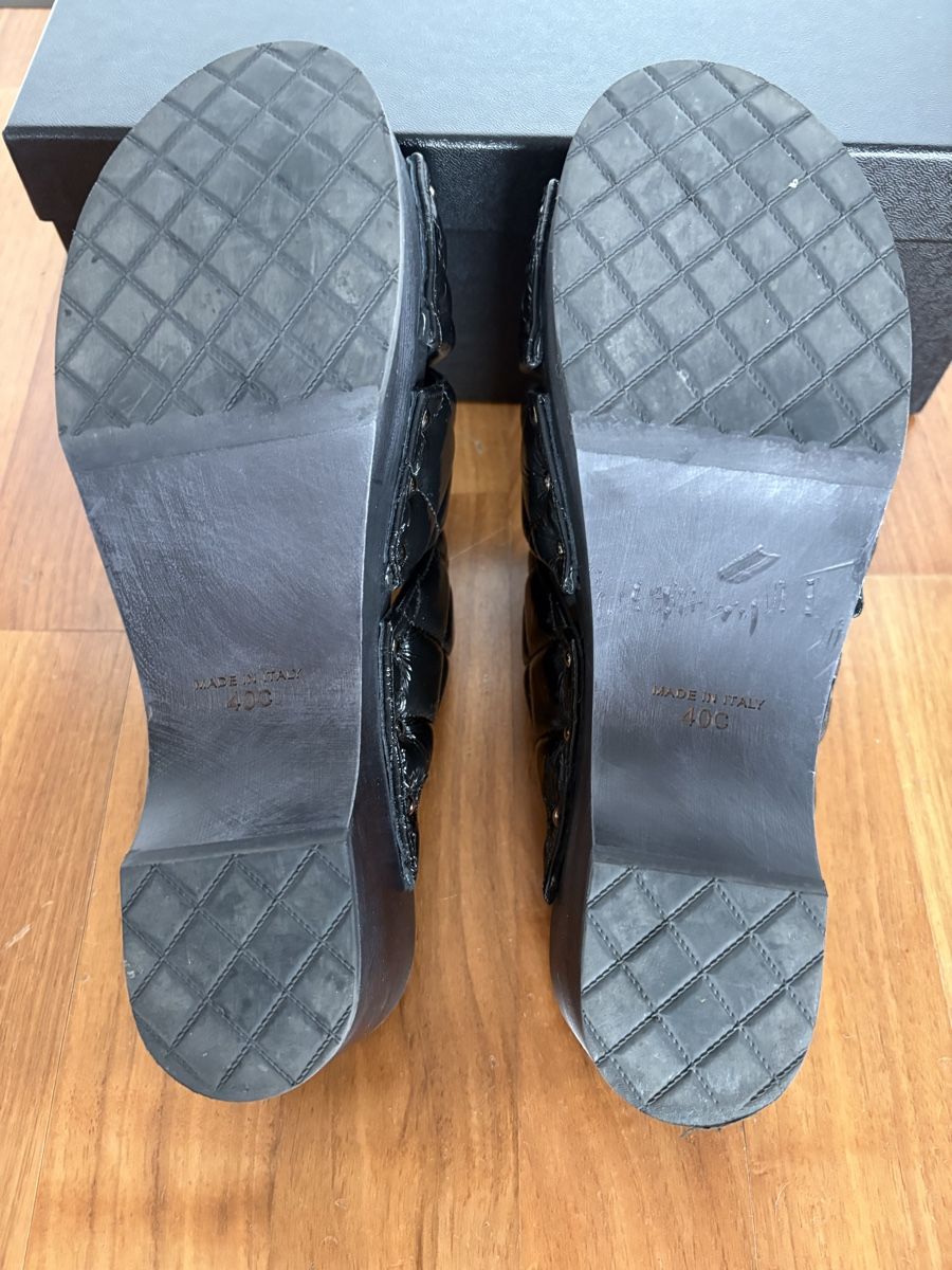 Chanel Scarpe da donna: Orginal Chanel Clogs - Gr. 40 – Usato da Salenstein venduto da Stella0805 7