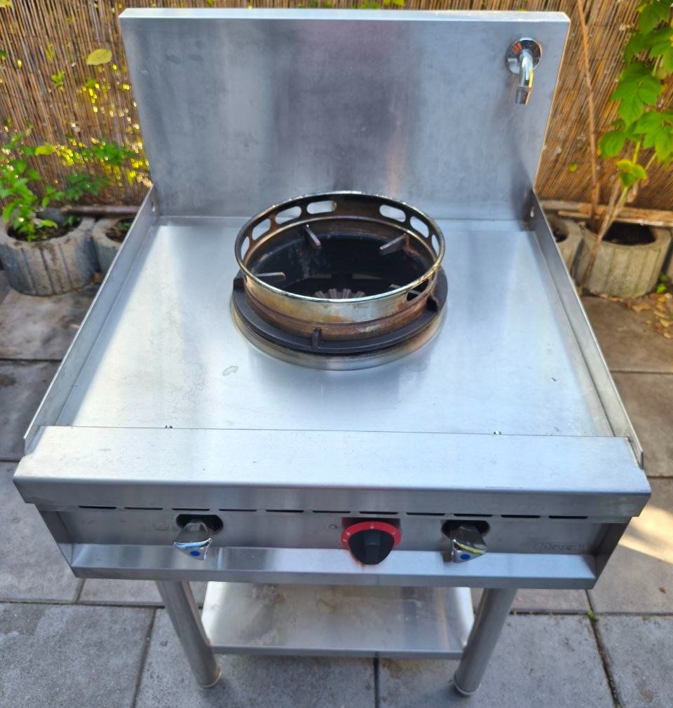 Grills: Gas Kochfeld, Wok, 1 Brenner – Gebraucht aus Biel/Bienne von AnikaNah
