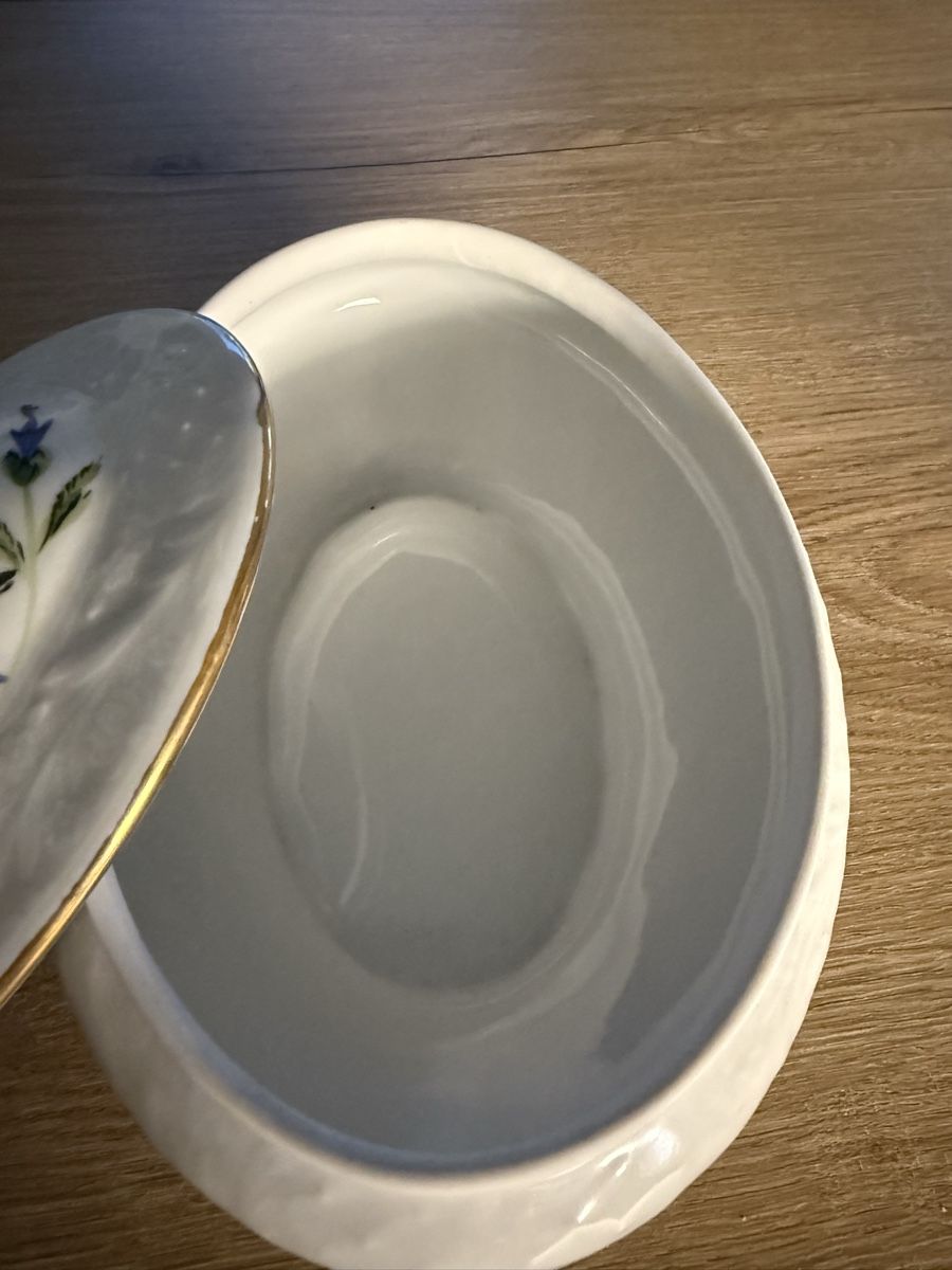Zuccheriere: Wunderschöne Porzellan Deckeldose / Bonbonniere – Usato da Olten venduto da ale_nb2x 6