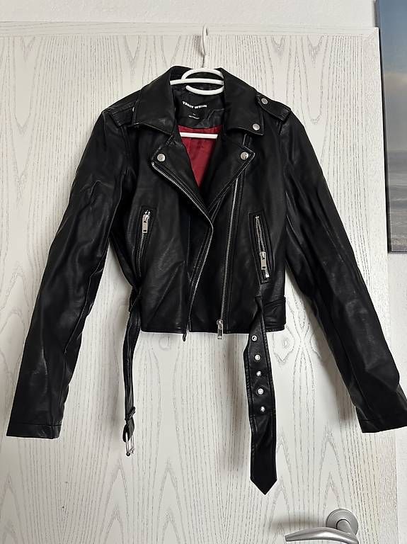 Jacken: Lederjacke xs/s – Gebraucht aus Fislisbach von secondhandF