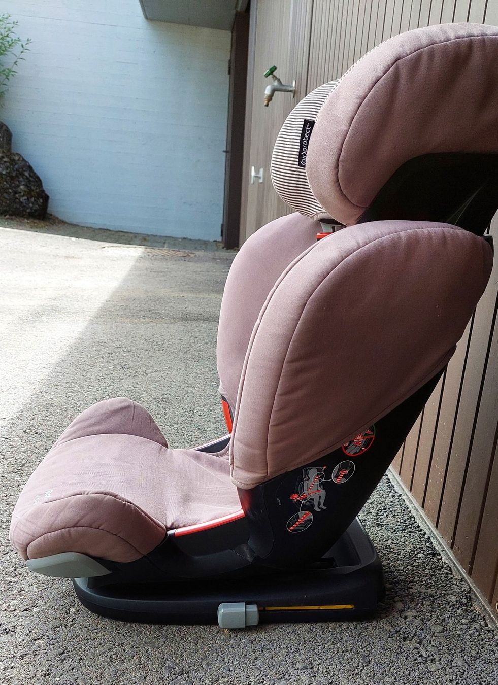 Maxi-Cosi Sièges auto: Kinder Autositz mit Isofix – D'occasion à Russikon par mar_f82k 1