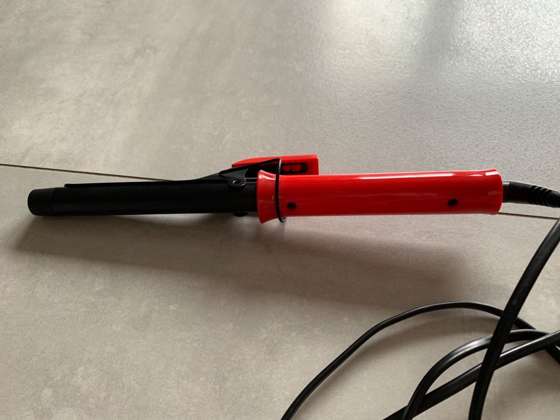 BaByliss Lockenstäbe & Haarglätter: Babyliss Lockenstab – Gebraucht aus Zuzwil SG von Ibohaus 1