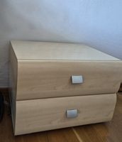 2 x Nachttisch aus Holz mit zwei Schubladen in guter Zustand