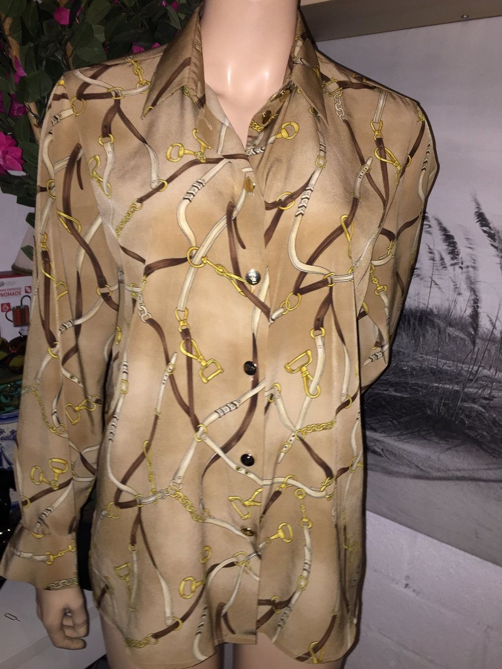 Madeleine Blusen: Chemisier/Bluse MADELEINE    Taille/Grosse 38 CH – Gebraucht aus Cossonay-ville von Super-Price-Quality