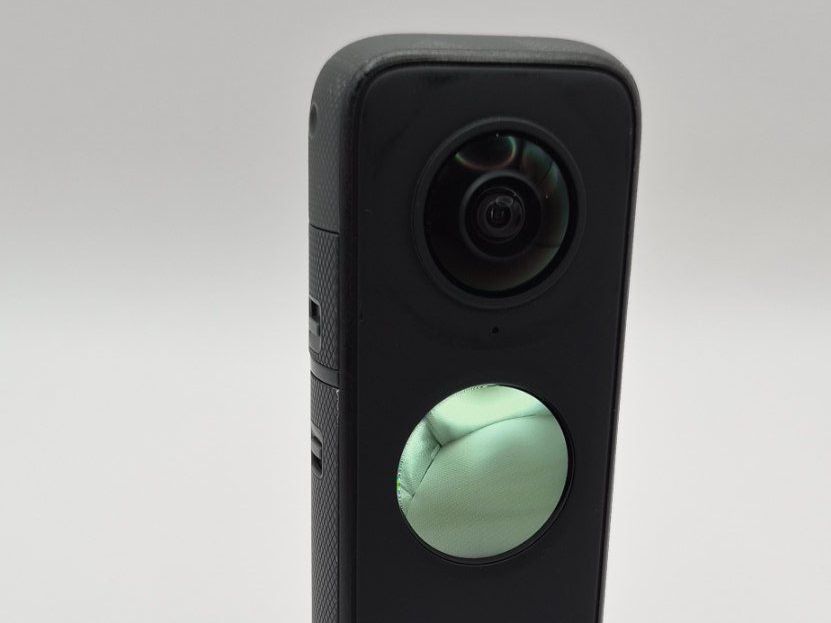 Insta360 Action Cam: Insta360 ONE X2 5.7K + Dive Case + Akkus + Zubehör – Gebraucht aus Ebmatingen von Campbelli 1