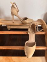 Pumps Lackleder beige Grösse 36 mit Knöchelriemen
