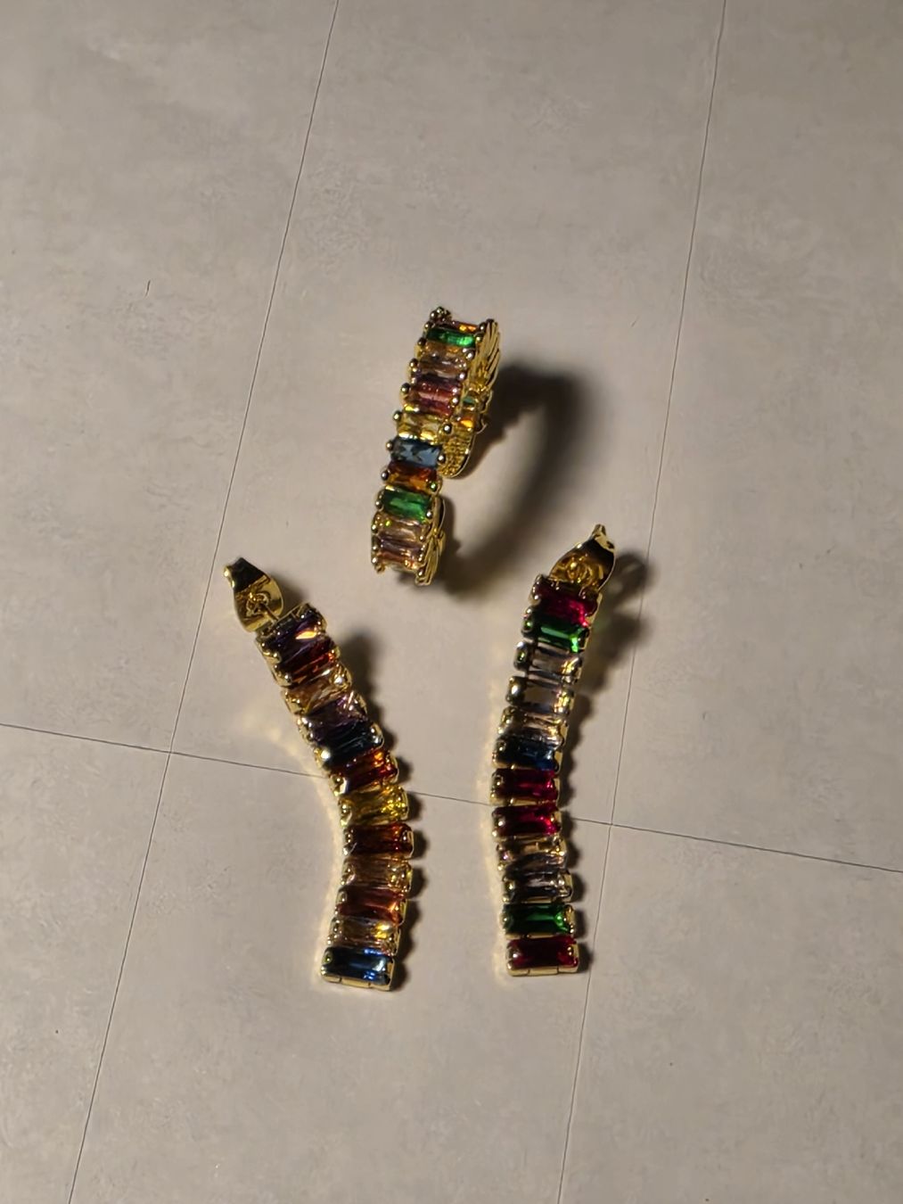 Altri gioielli: Vintage Ring und Ohrringe funkelnd farbig – Usato da Zürich venduto da ZH-Vintage