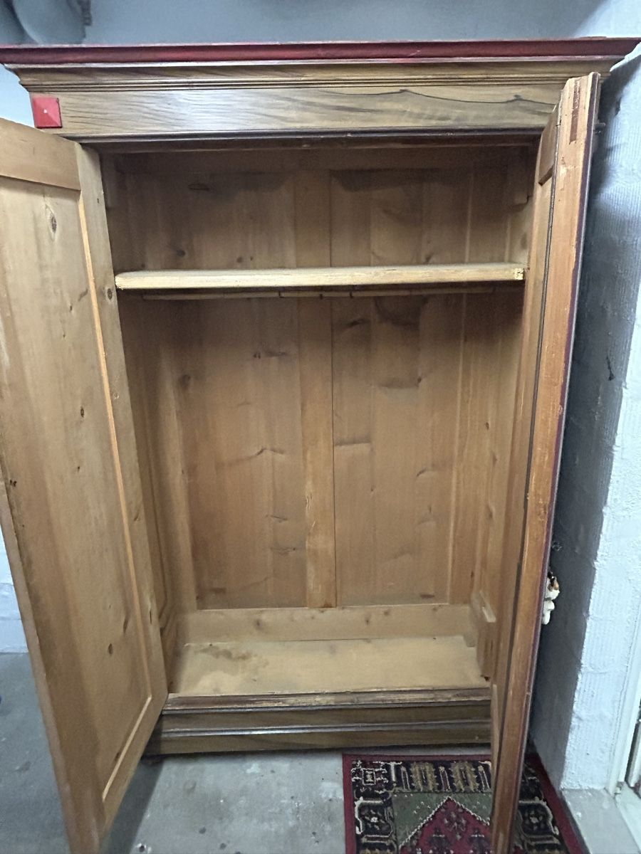 Armoires: Bauernschrank bemalt mit Jagdmotiven – D'occasion à Volketswil par Skydiver02 1