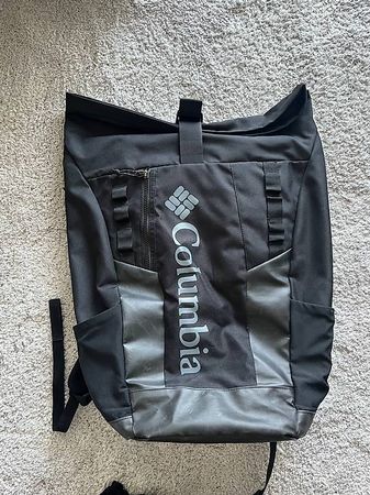 Columbia Rolltop-Rucksack schwarz  gebraucht!