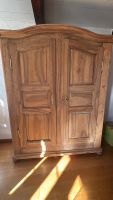 Armoire ancienne style Louis XIV / Louis XV en noyer