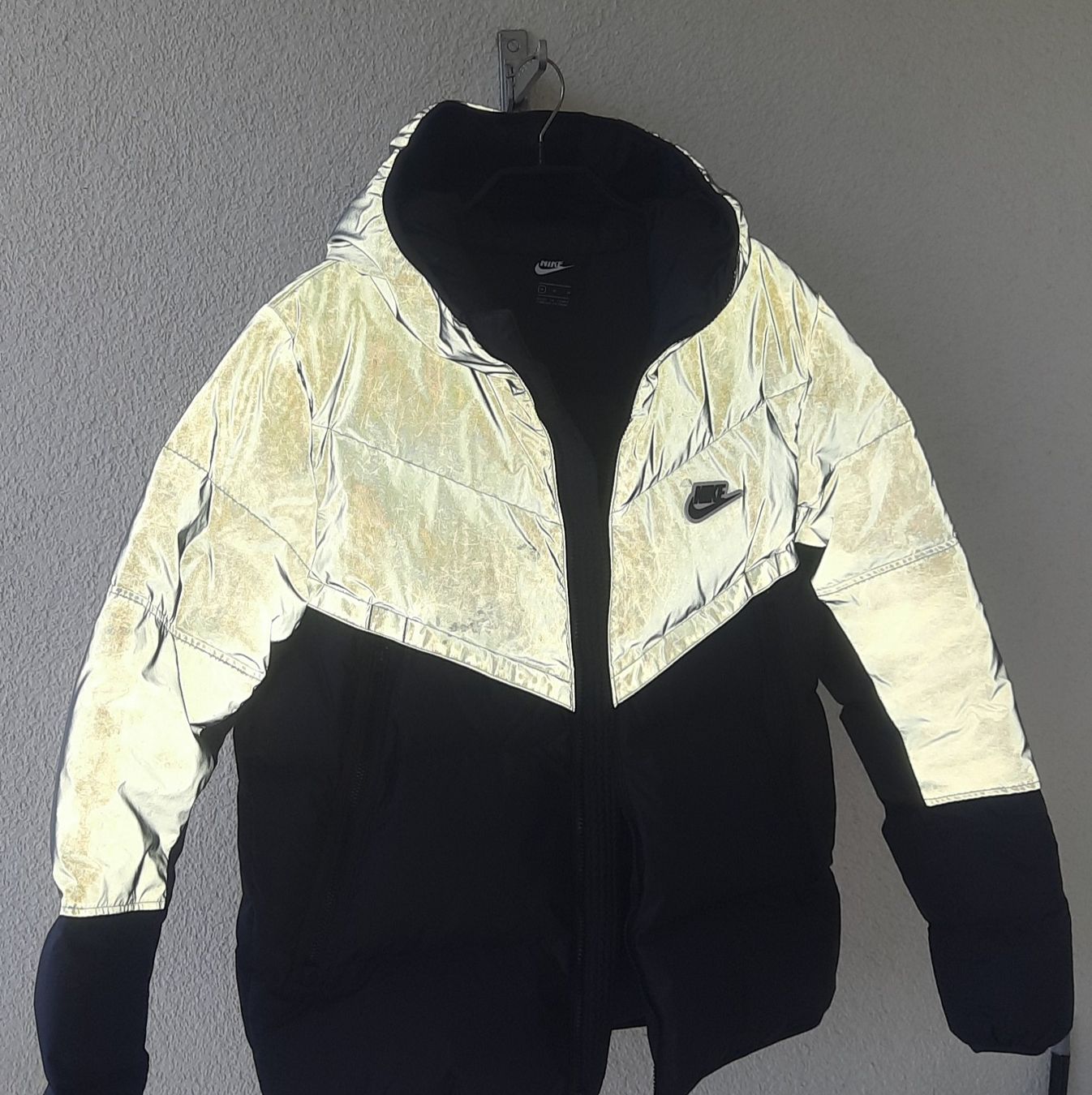 Nike Giacche: Nike Sportswear Down-Fill Windrunner Reflective Gr.M – Usato da Aarau venduto da dlo_6vxn 1