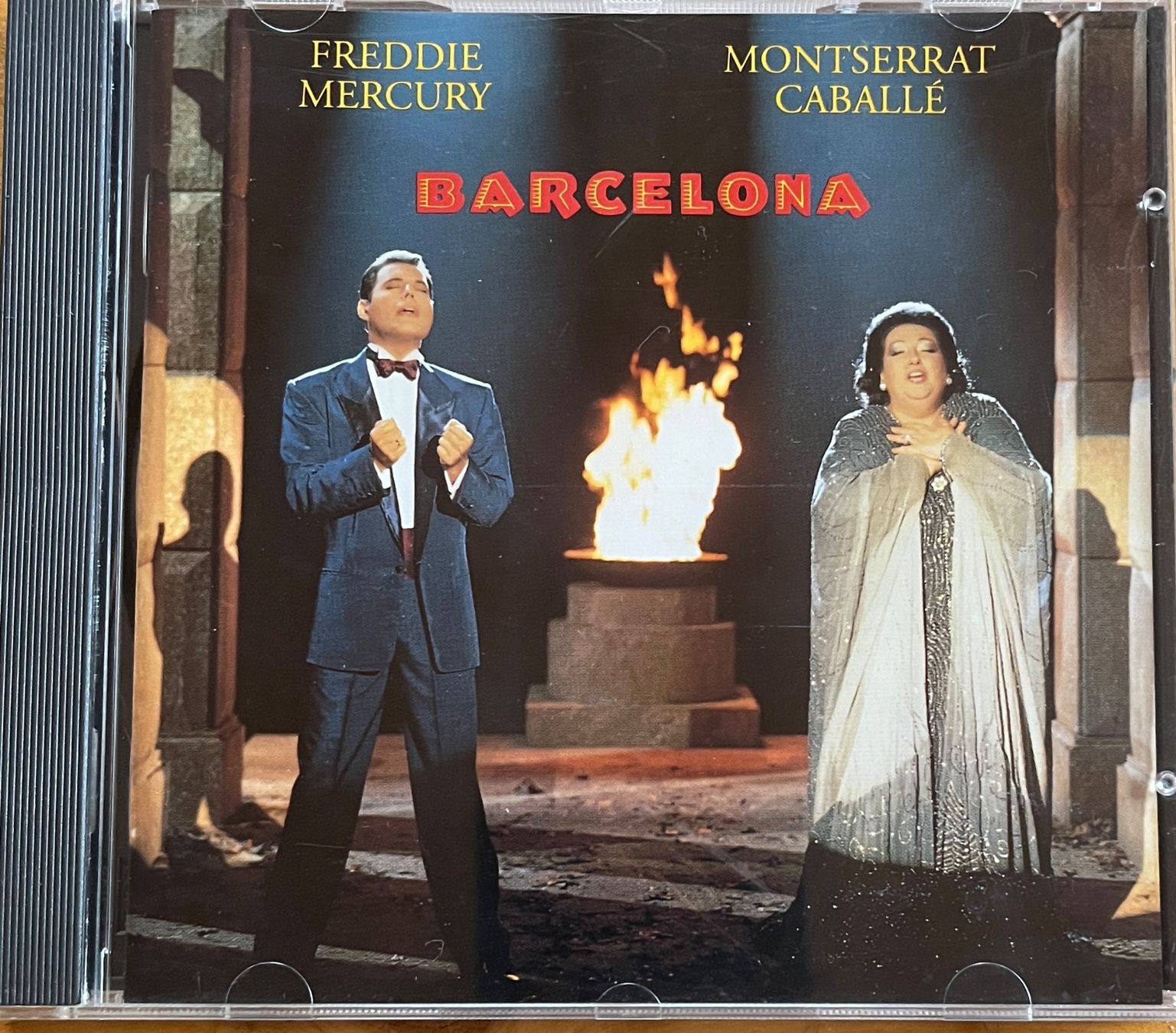 CD: CD Freddie Mercury - Barcelona – Usato da Renan BE venduto da johncactus