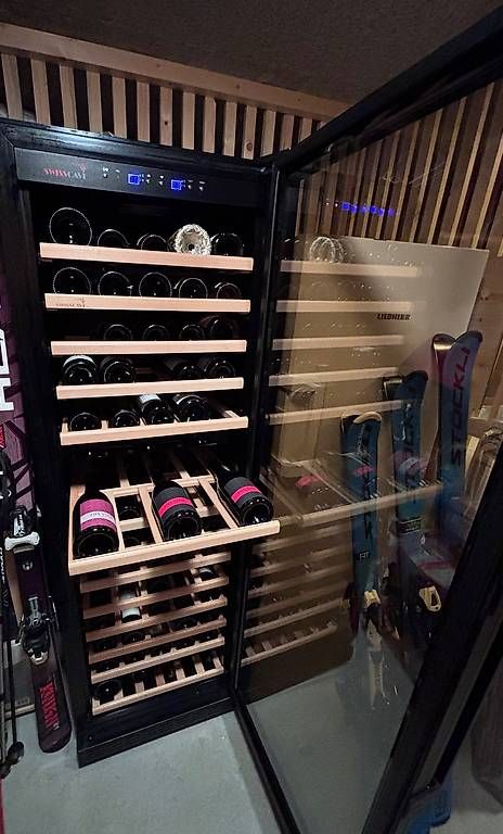 Frigoriferi: Armoire à vins SwissCave – Usato da Genève venduto da Alex_71 1