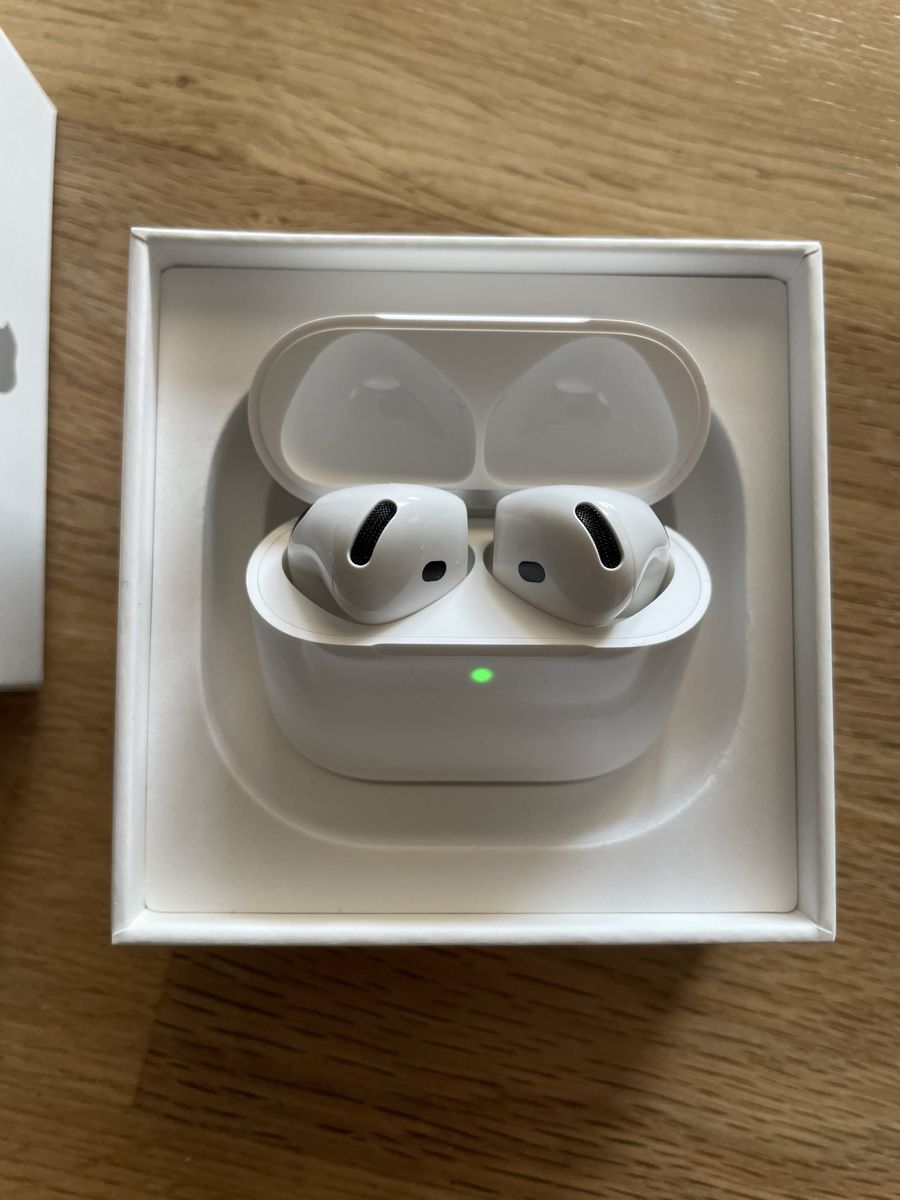 Apple Kopfhörer: Apple AirPods 4. Generation  OVP  – Neu (gemäss Beschreibung) aus Willisau von Budy02 2