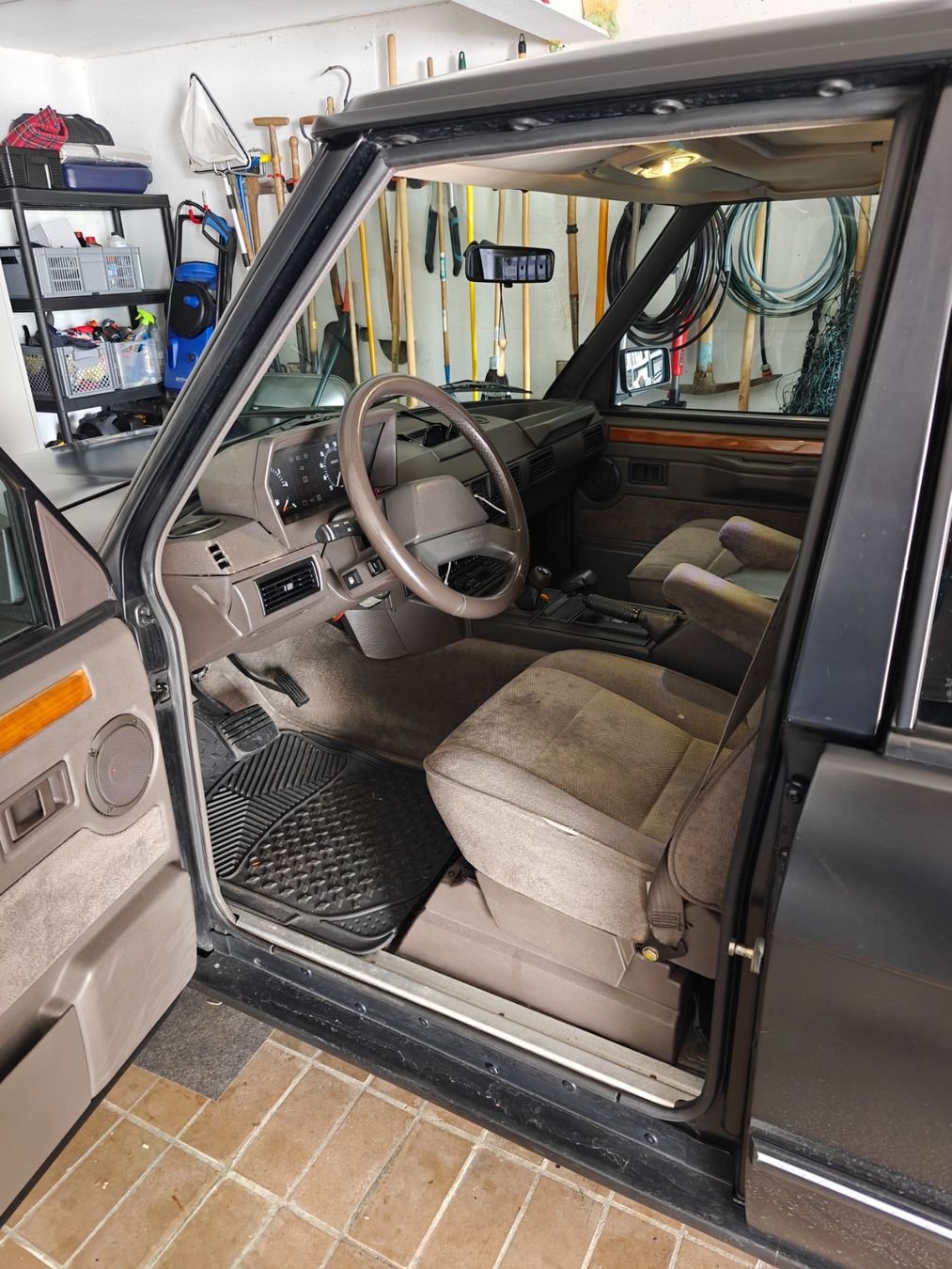 Land Rover Automobili: Range Rover Classic 3.9 V8 EFI – Usato da Büren SO venduto da rh21 2