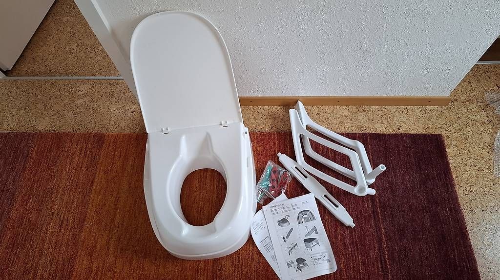 WC: Toilettensitzerhöhung Smartfix mit Armlehne – Usato da Wetzikon ZH venduto da raegenmoli 1