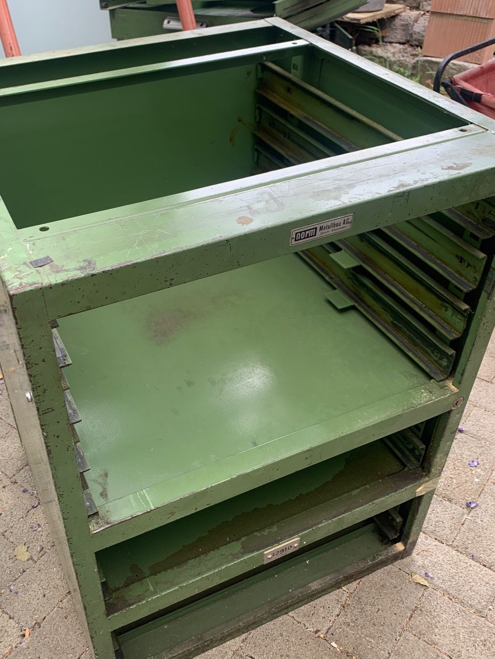 Armadi: Metallschrank mit 6 Schubladen; gebraucht – Usato da Wildegg venduto da Elefant42 3