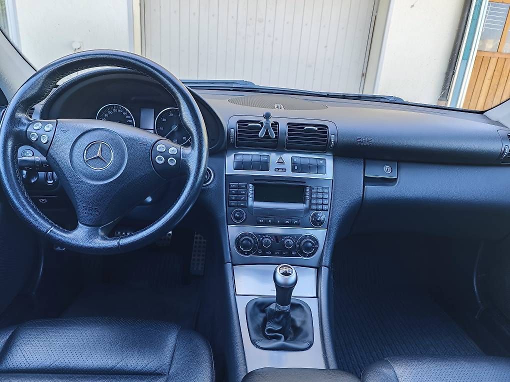Automobili: Mercedes-Benz 230 Kompressor – Usato da Schinznach-Dorf venduto da Matzek 1