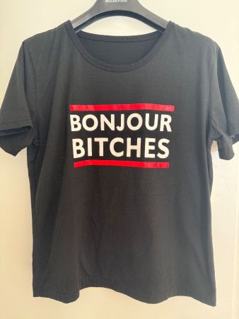 Schwarzes T-Shirt "Bonjour Bitches"  Grösse XL neuwertig