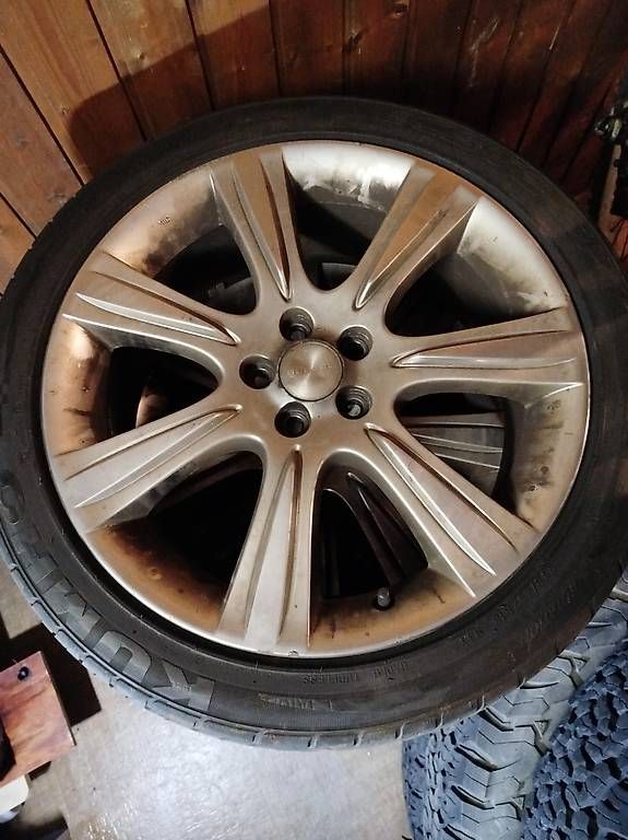 Subaru Pneus & Kompletträder: radsatz subaru legacy 215/45r18 – Gebraucht aus reichenburg von inf_lb2p 4