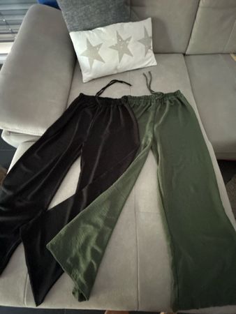 2 Paar leichte Hosen von Today, Grösse M, khaki und schwarz