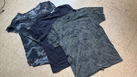 Kleiderset: Drei T-Shirts