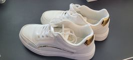 Damen Sneaker weiss Grösse 38 (eher 37), sehr guter Zustand
