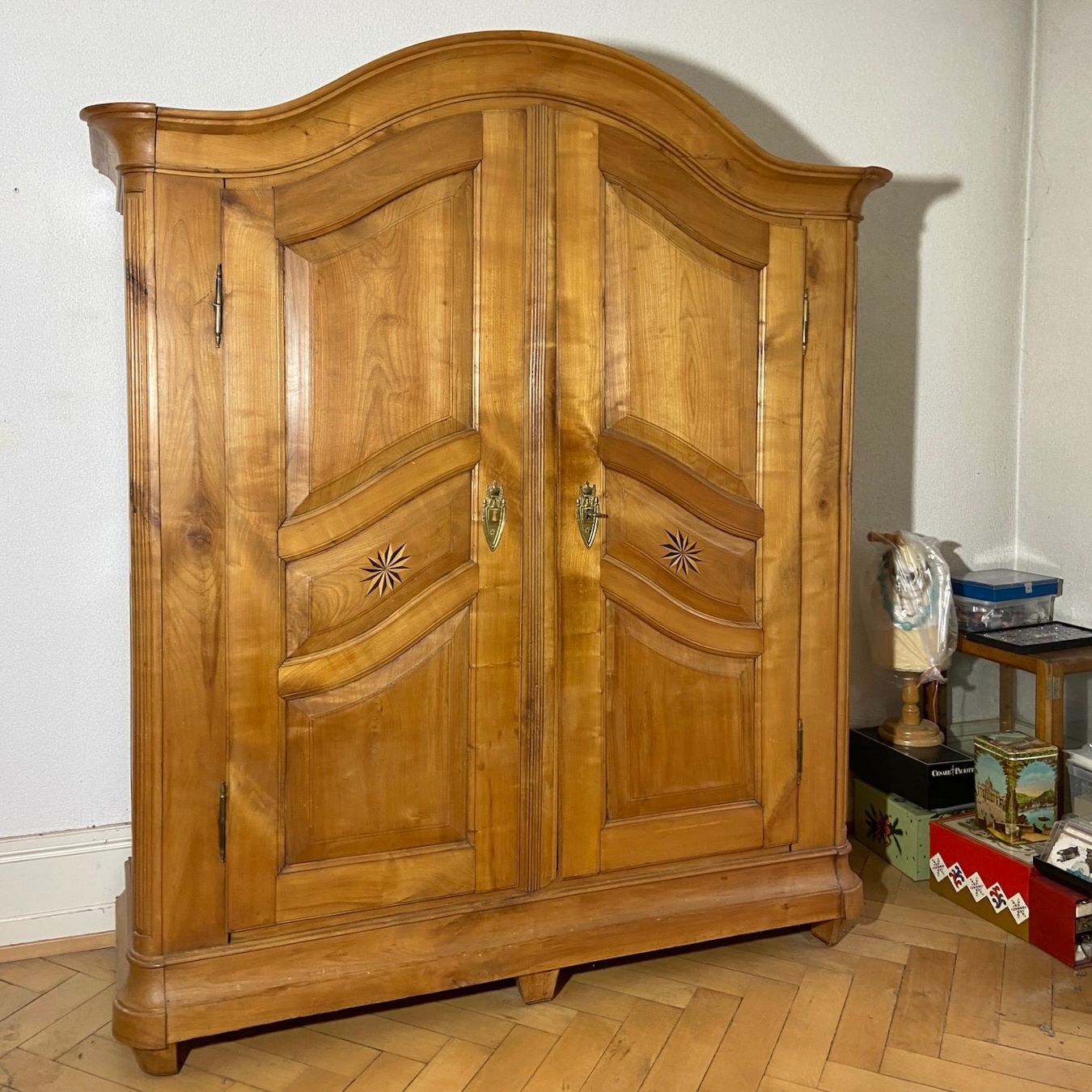 Schränke: |•|  Barockschrank 18. Jahrhundert – Gebraucht aus Schlieren von Freundlich02 2