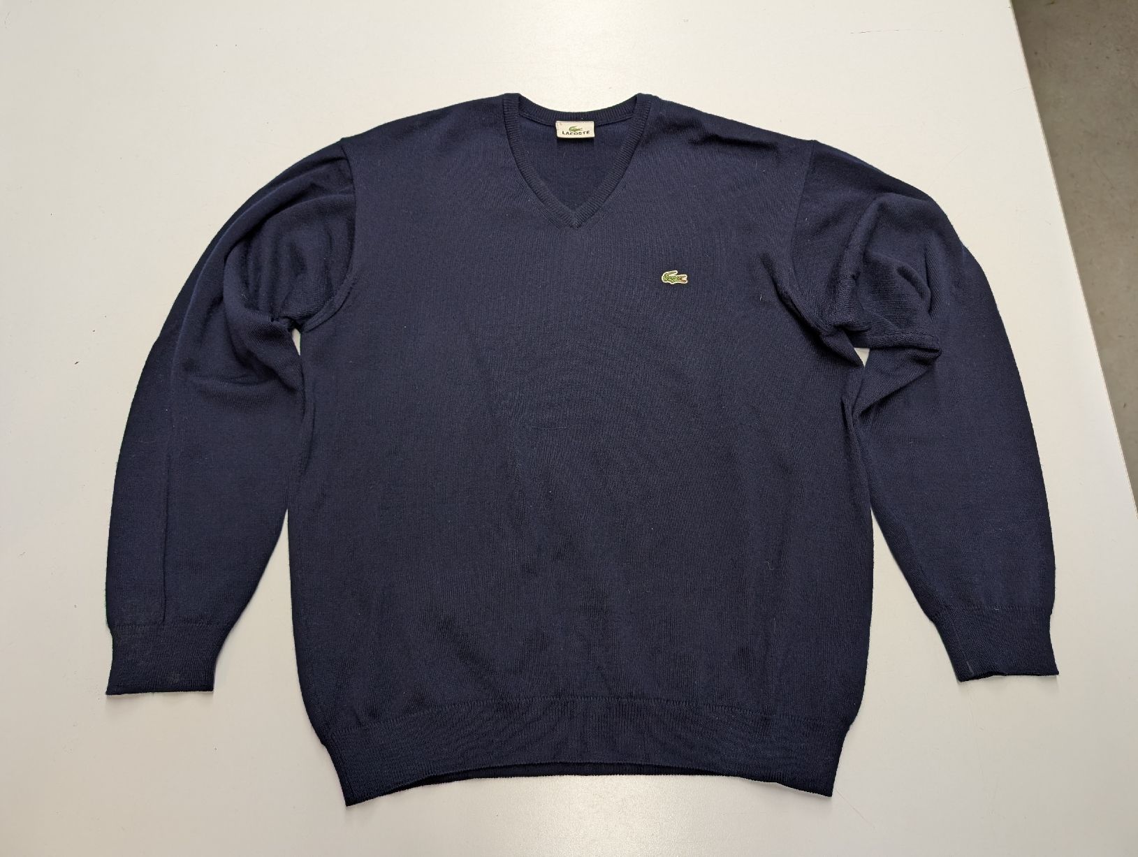 Lacoste Pullover & Sweatshirts: Lacoste Pullover, 100% Schurwolle, Grösse L, dunkelblau – Gebraucht aus Fislisbach von HurtiBrocki