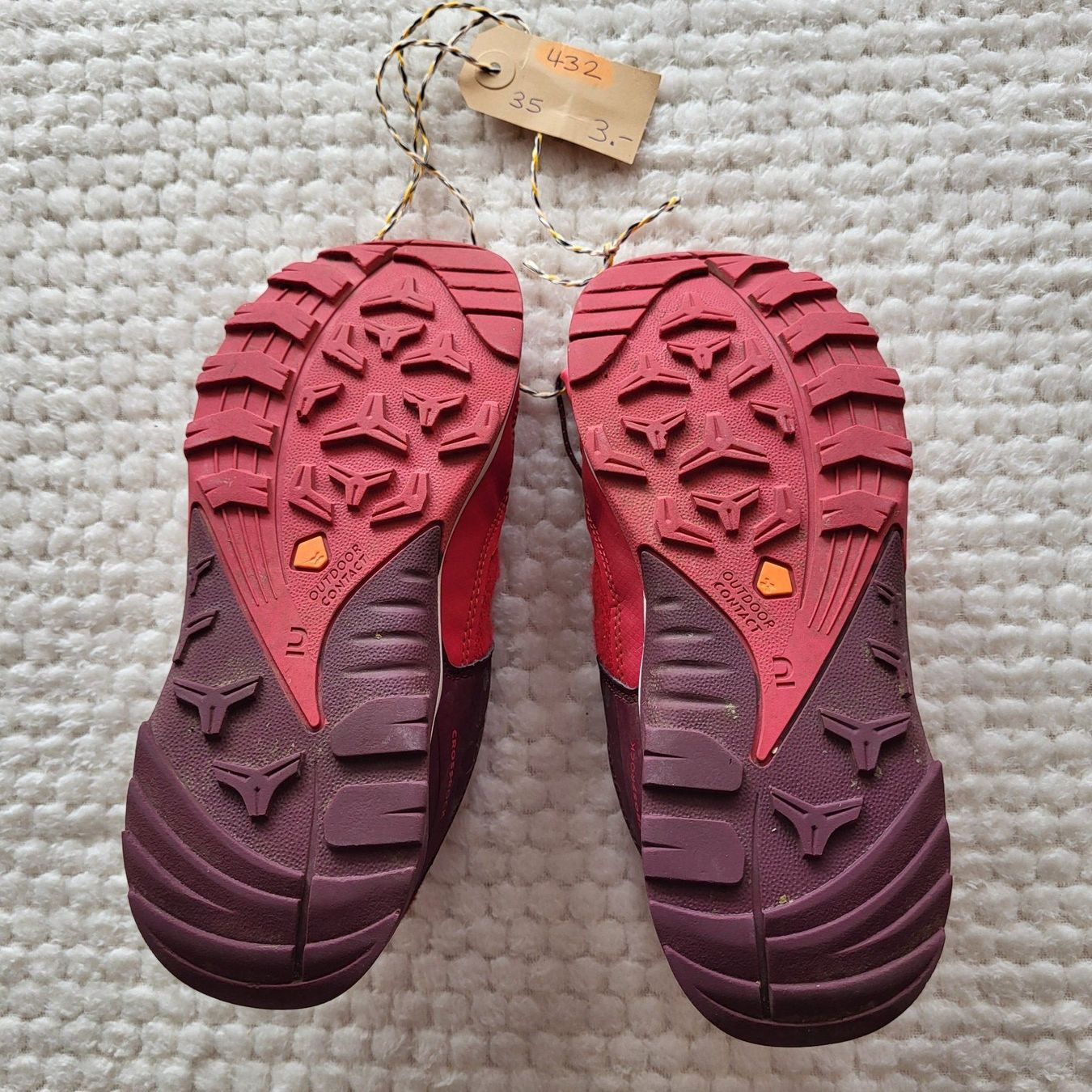 Decathlon Scarpe per ragazzi: Kinder-Trekking-Schuhe rot – Usato da Hunzenschwil venduto da CashGirl 1