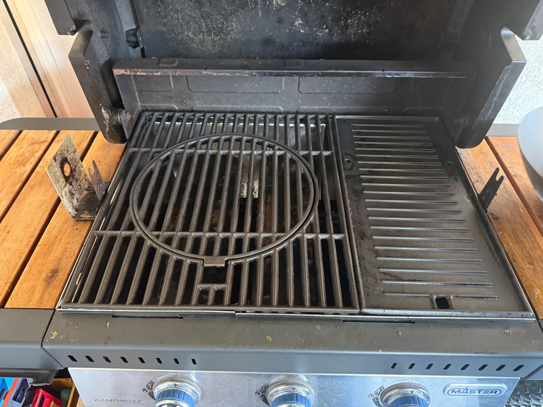 Campingaz Grils: Grill Campingaz 3 series – D'occasion à Gland par anc_hys2 7