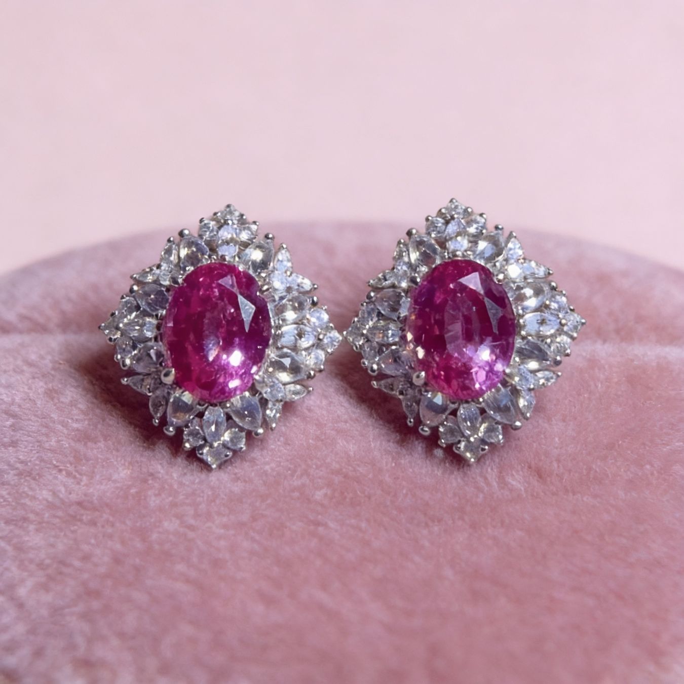 Orecchini pendenti & Orecchini a lobo: Boucles d’oreilles Éclat Rosé – Nuovo e nell'imballaggio originale da St-Maurice venduto da Sandrinette123
