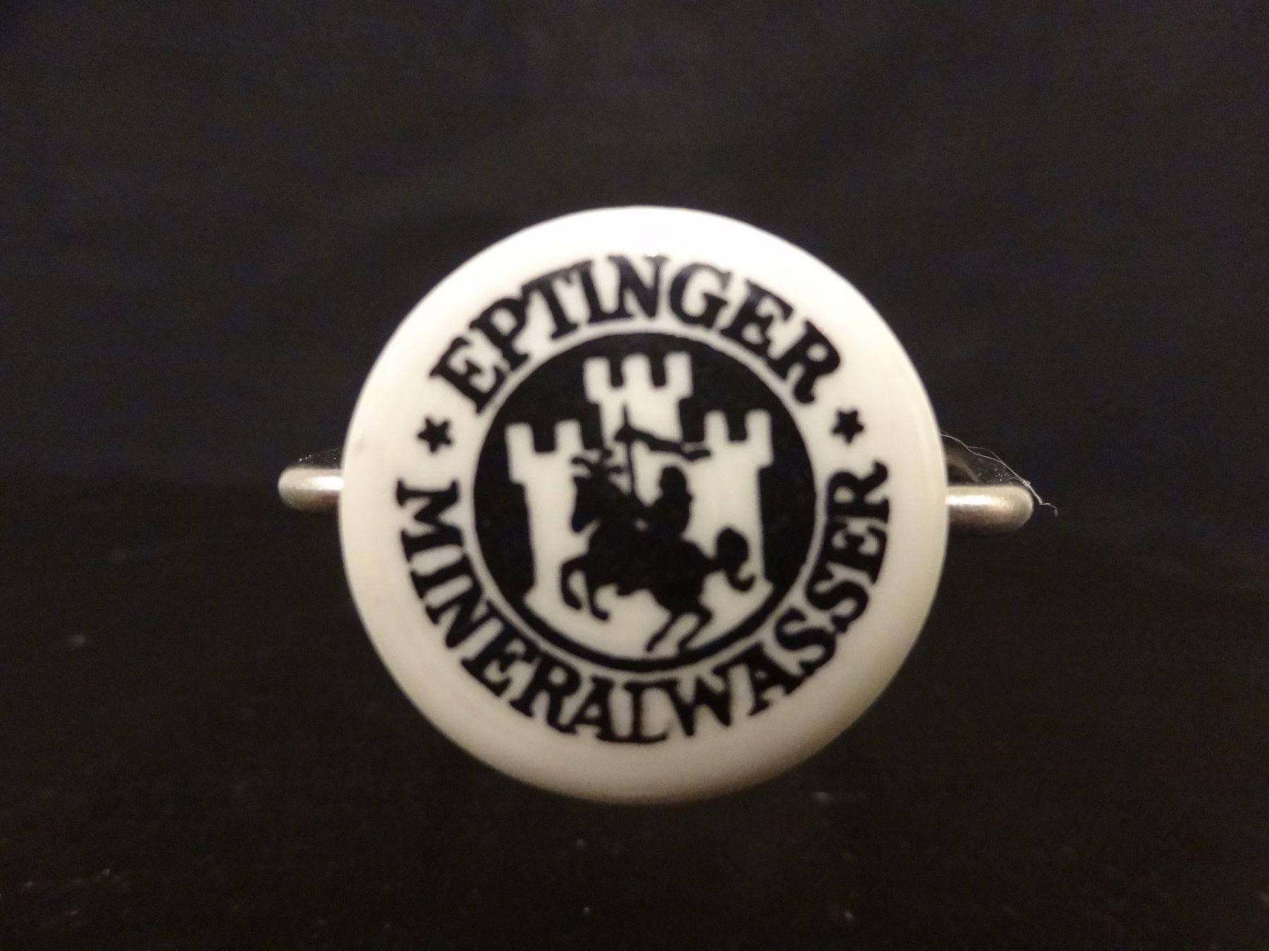 Bottiglie: alte Flasche EPTINGER MINERALWASSER – Usato da Kerzers venduto da Flaschenposten 8
