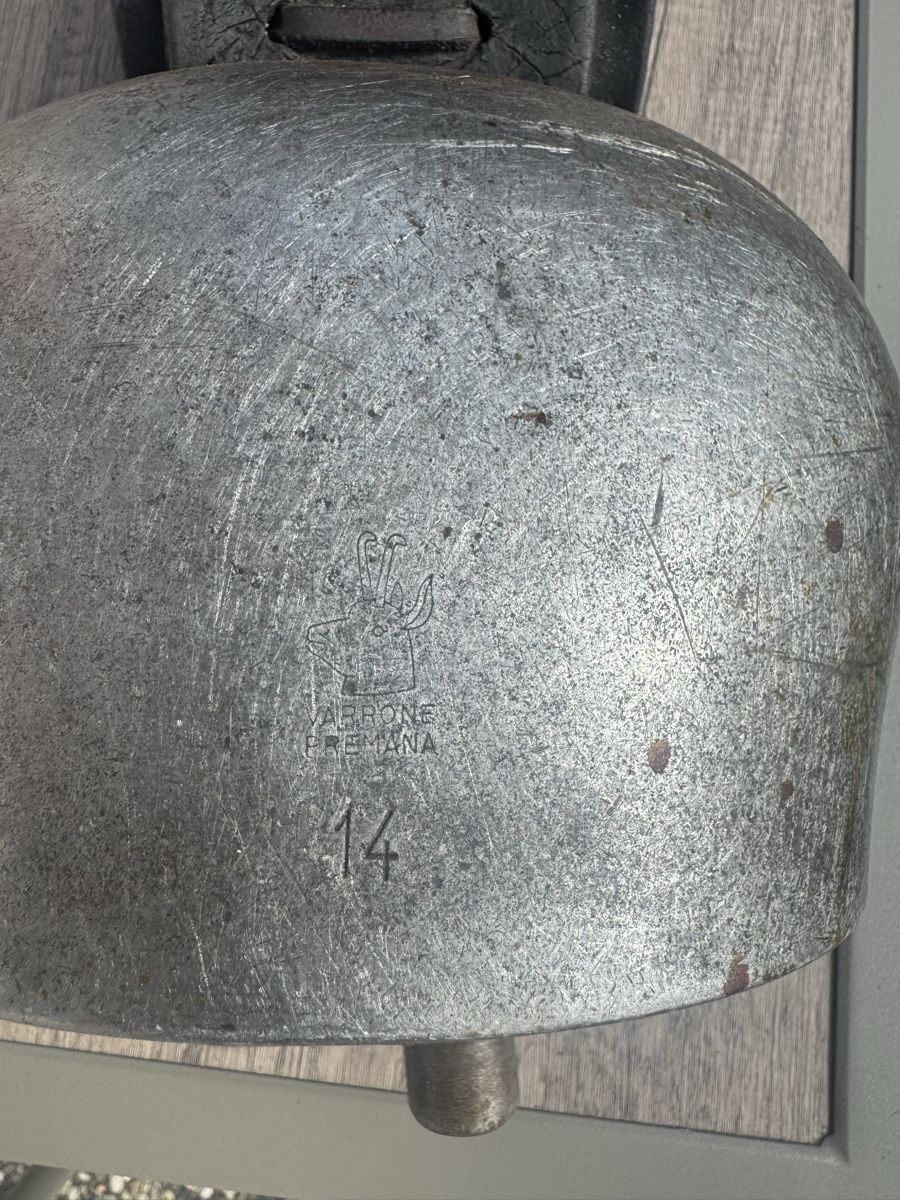 Cloches & sonnailles: Varrone Premana – D'occasion à Faido par bub_cqm7 1