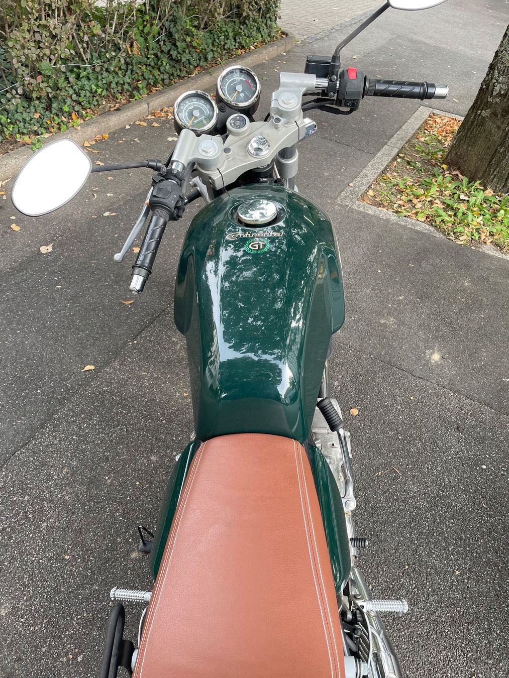 Royal Enfield Strada: Royal Enfield Continental GT – Usato da Lausanne venduto da Drfaust9 3
