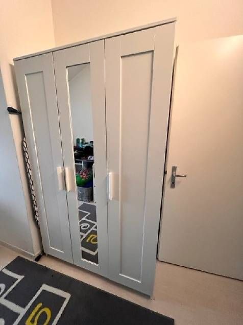 Schränke: Wardrobe with 3 doors – Gebraucht aus Le Grand-Saconnex von lol_zs8k 1